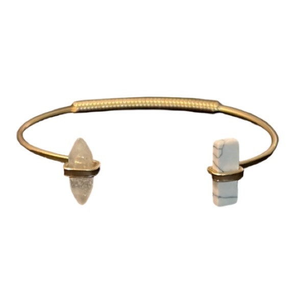 Free People Gold Plated White Howlite & Crystal Point Stone Open Bracelet - Picture 3 of 5